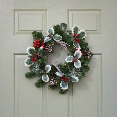 20 LED Holly Berry Wreath 40cm