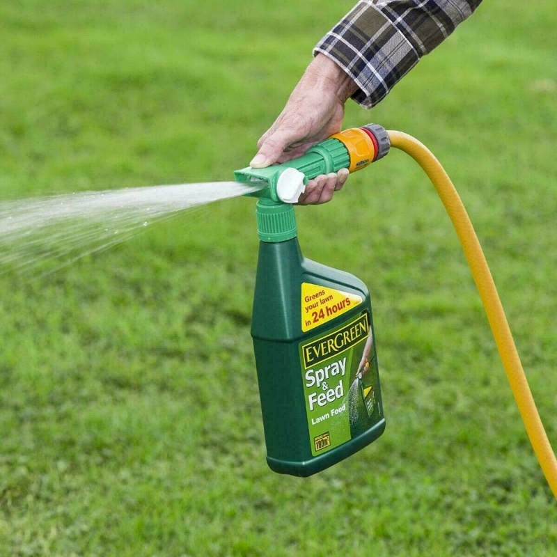 MIRACLE GRO FAST GREEN SPRAY AND FEED