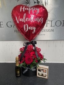 Valentines Gift Set   Prosecco & Chocolate